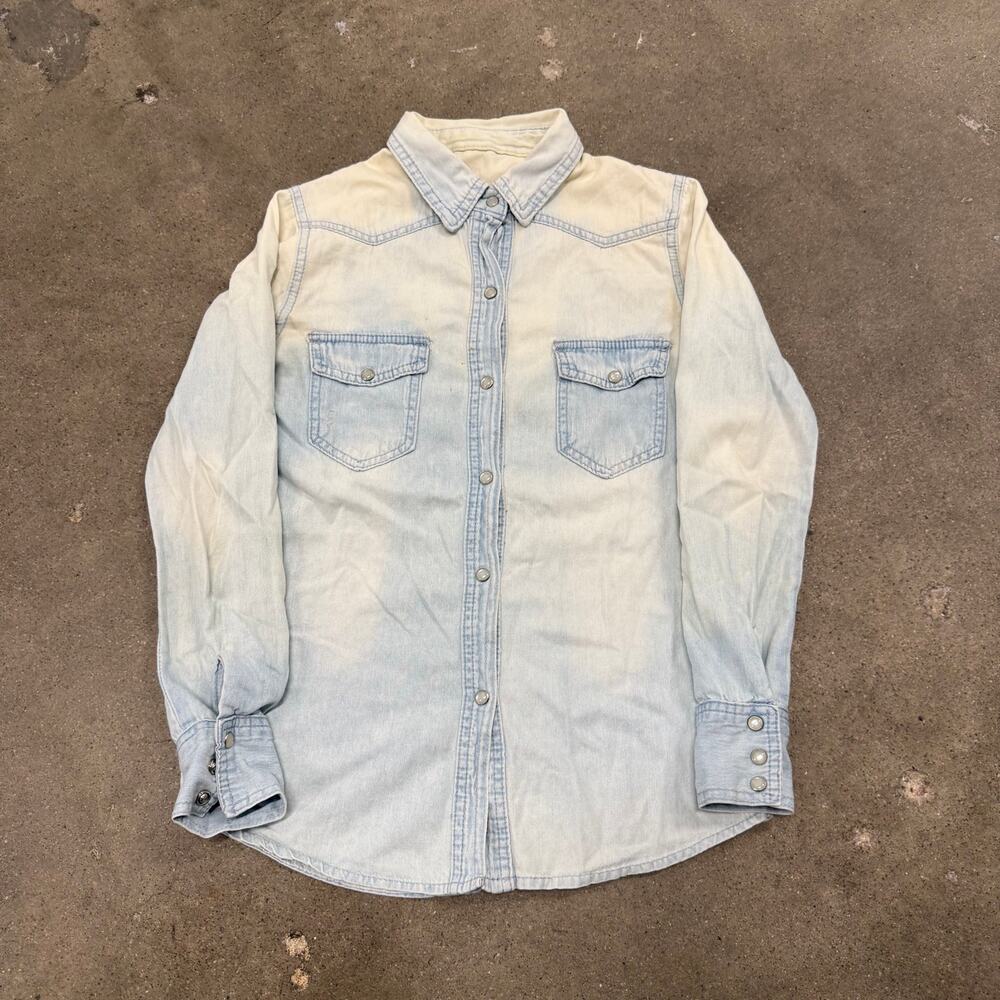 Vintage 90s Western Faded Denim Cowgirl Pearl Snap Shirt Medium Womens